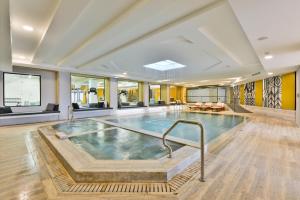 napa mermaid hotel and suites