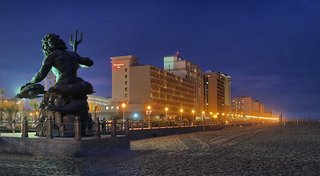 Hampton Inn Virginia Beach-Oceanfront North,Norfolk - Virginia Beach>>Norfolk,3 star