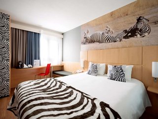 Ibis Warszawa Centrum,Warsaw>>Nowy Dwor Mazowiecki,3 star