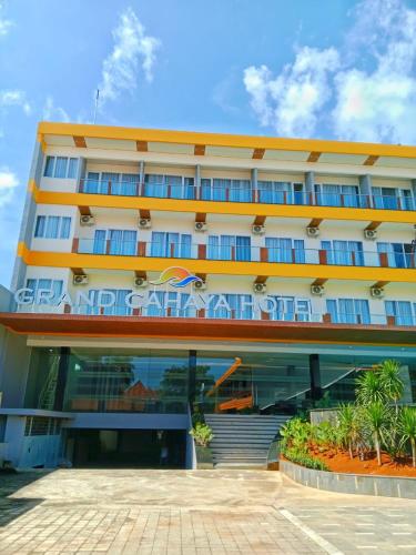 grand cahaya hotel pangandaran