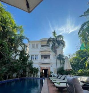 villa um theara siem reap