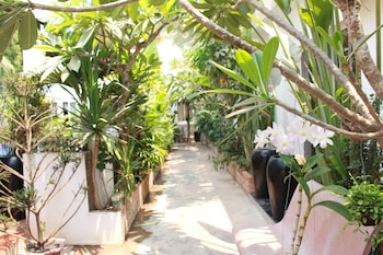 villa um theara siem reap