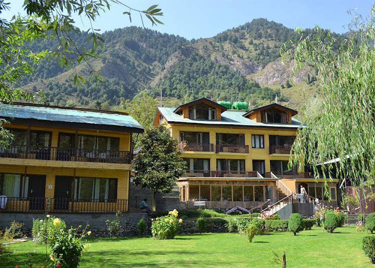 hotel himalaya house