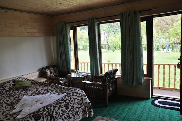 hotel himalaya house