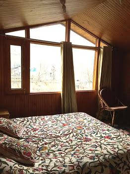 hotel himalaya house