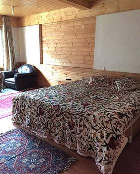 hotel himalaya house