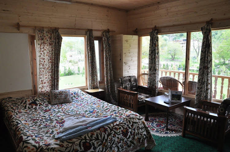 hotel himalaya house