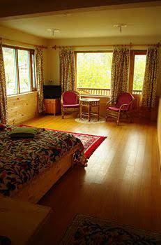 hotel himalaya house