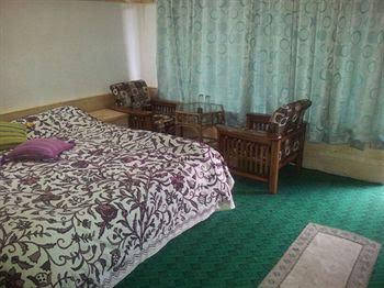 hotel himalaya house
