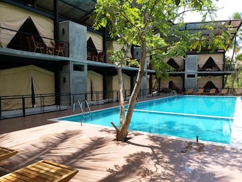 Athgira River Camp,Embilipitiya>>Beliatta,3 star