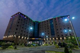 bon hotel octagon