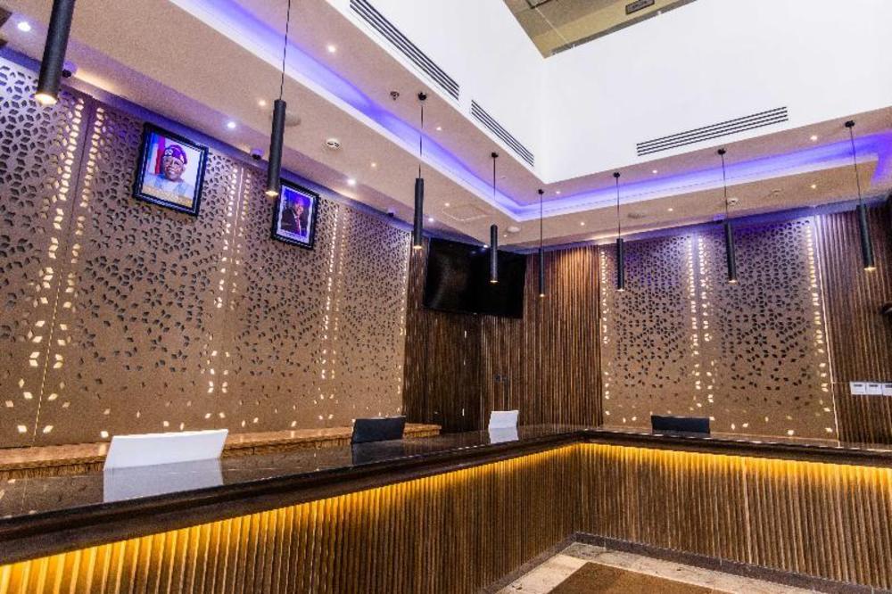 bon hotel octagon
