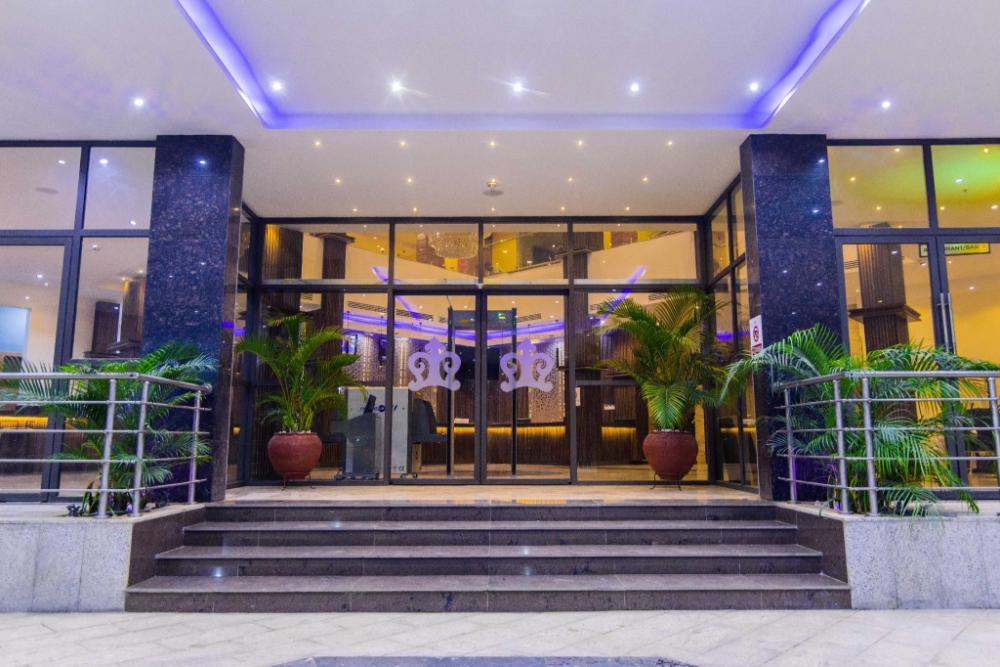 bon hotel octagon