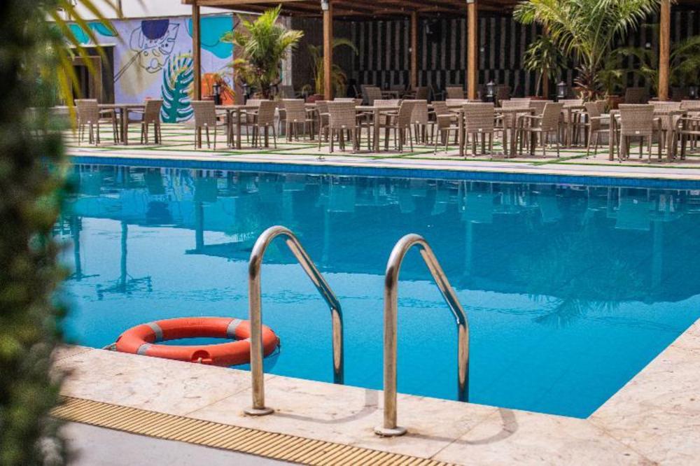 bon hotel octagon