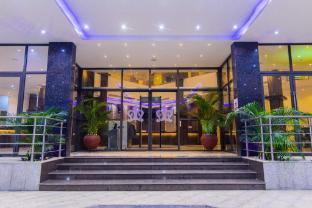 bon hotel octagon