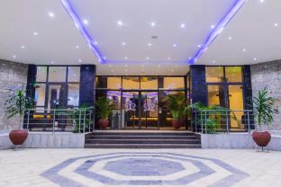bon hotel octagon