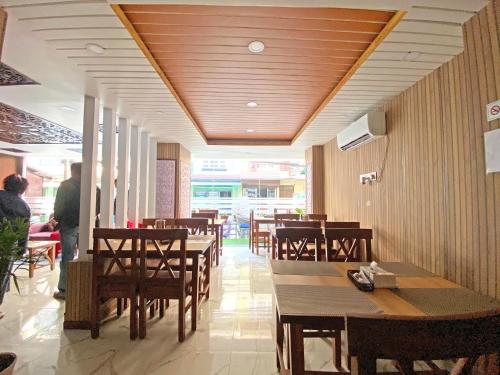 hotel lumbini airport