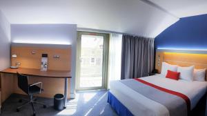 Holiday Inn Express Paris-Canal De La Villette By Ihg,Parc De La Villette>>La Villette,3 star