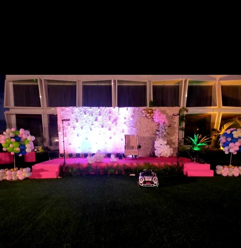 the democracy hotel and resort