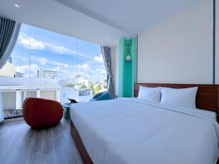 vluna hotel managed by thm