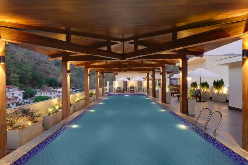 lemon tree hotel rishikesh