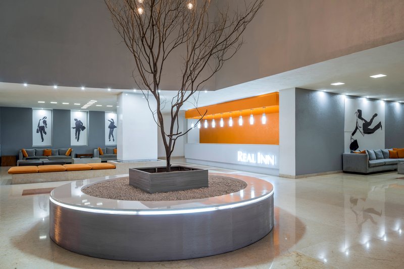 real inn guadalajara expo