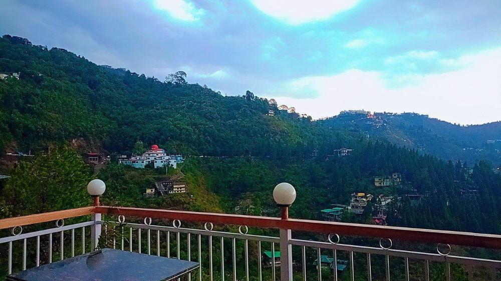 hotel the pine villa mussoorie