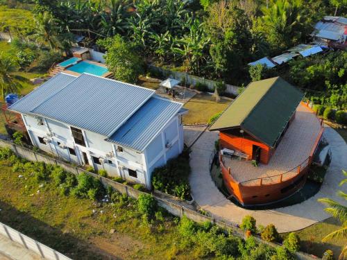 noahs ark hotel powered by cocotel