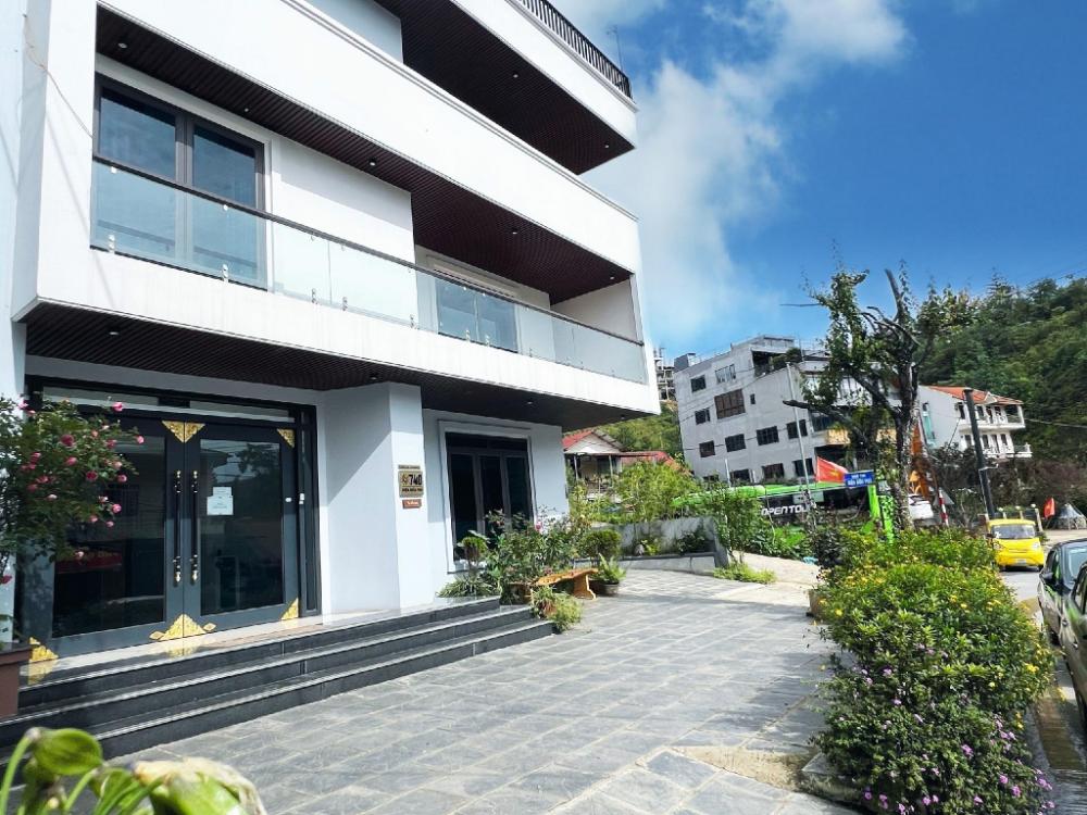 apricot garden hotel