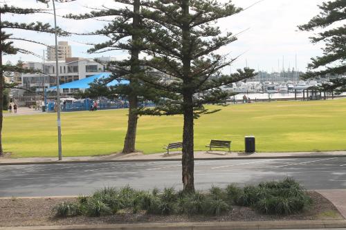 econo lodge dockside glenelg
