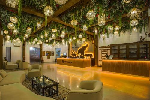 corbett tusker trail resort