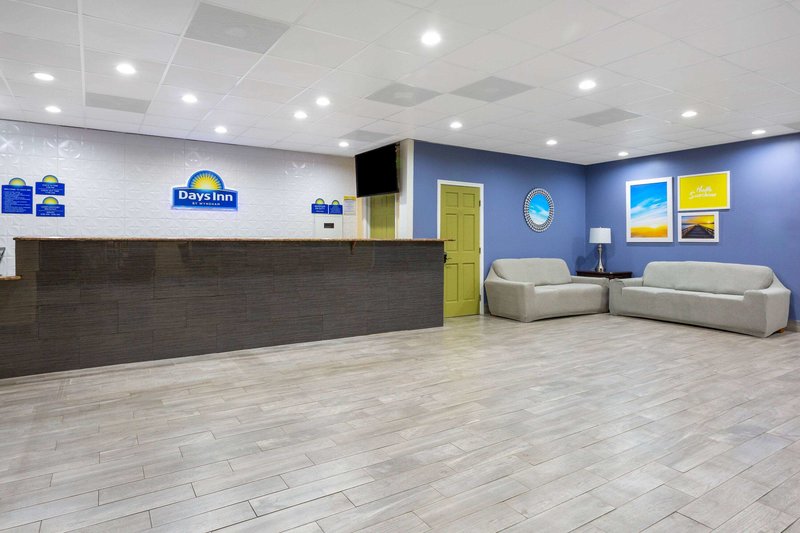 days inn by wyndham hampton near coliseum convention center