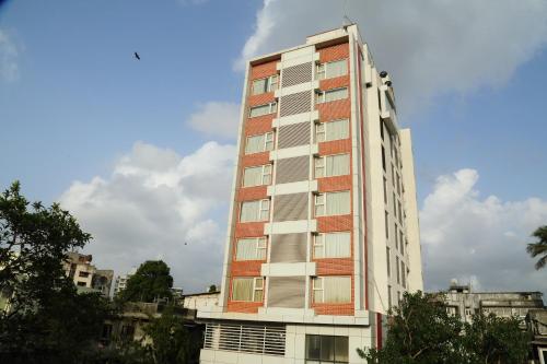 the altruist business hotel andheri