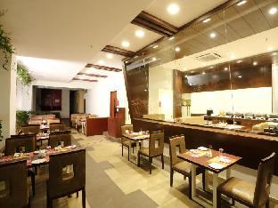 the altruist business hotel andheri