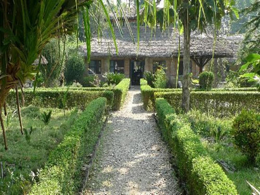 bardia jungle cottage