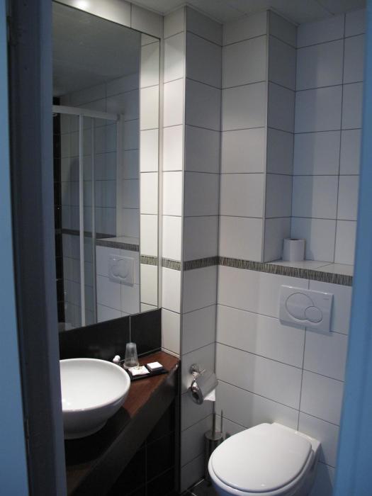 source hotel