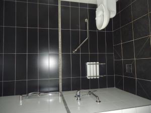 source hotel