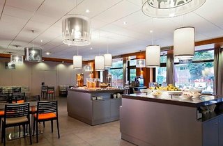 B&B Hotel Paris 17 Batignolles,Paris>>Batignolles,3 star