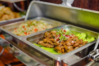 king grand boutique hotel