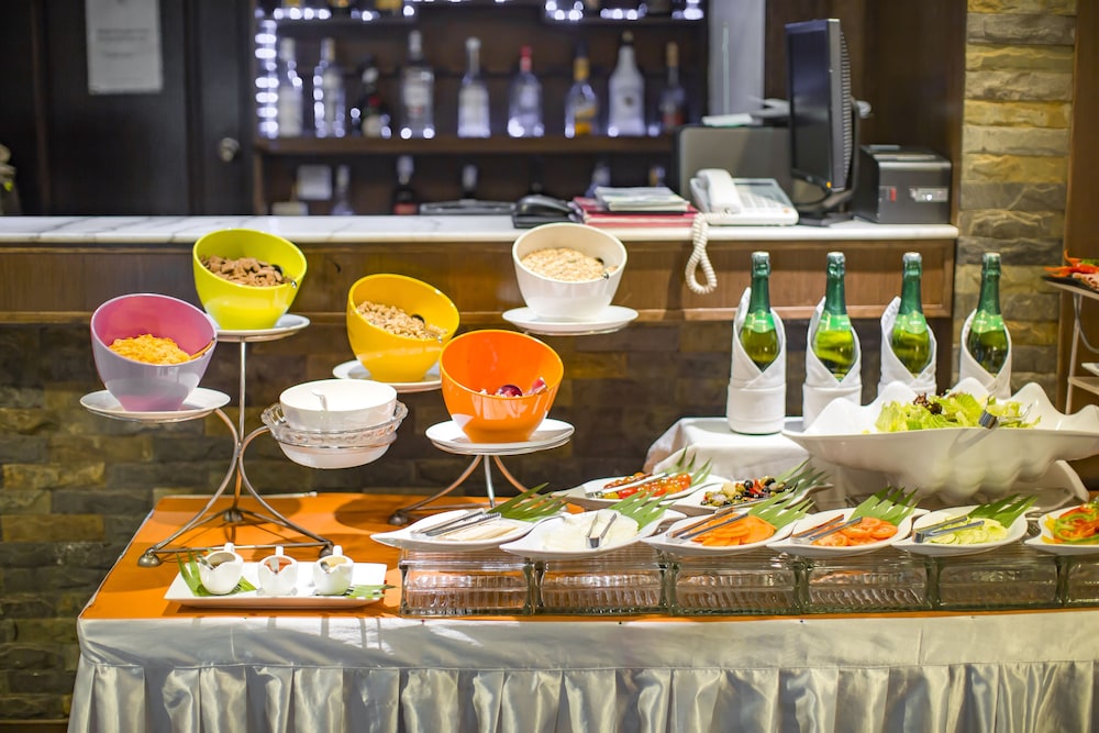 king grand boutique hotel