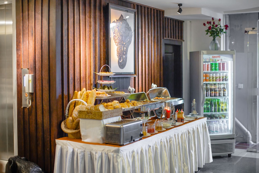 king grand boutique hotel