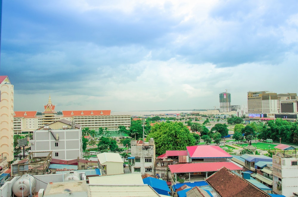 king grand boutique hotel