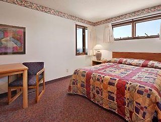 relax inn and suites