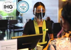 Holiday Inn Bangkok Sukhumvit By Ihg,Khlong Toei>>Bangkok,4 star