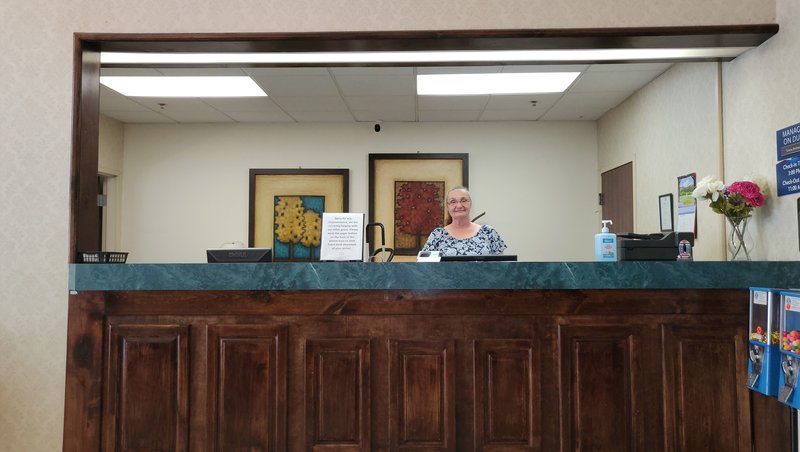 magnuson hotel west liberty