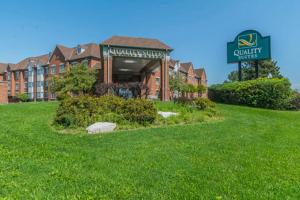 Quality Suites Whitby,Oshawa>>Durham,3 star