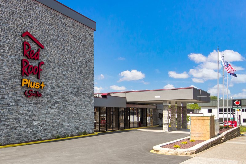 Red Roof Inn Plus+ & Suites Erie