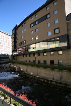 hotel metropolis