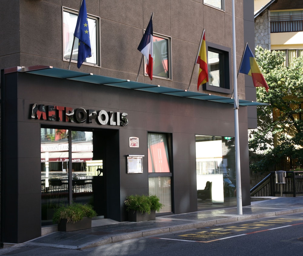 hotel metropolis