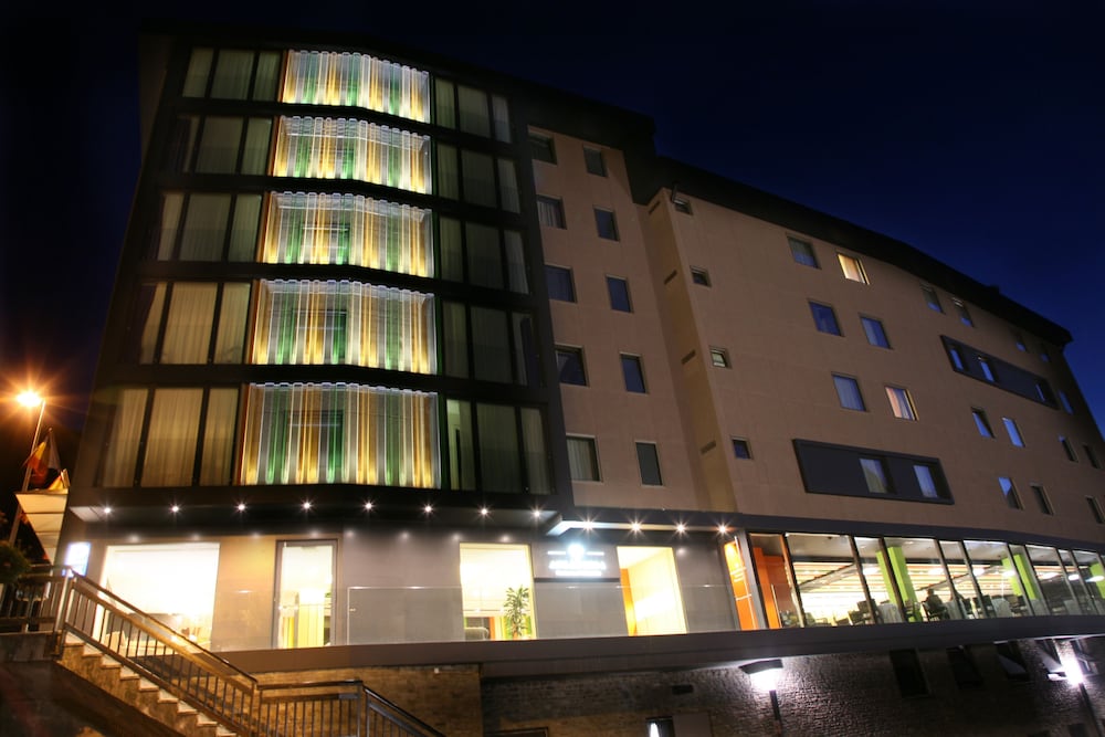 hotel metropolis